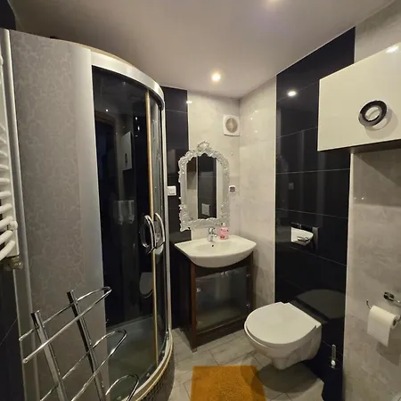 Cicha Dolina Gospodarstwo agroturystyczne *