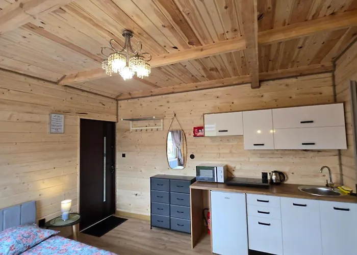 Cicha Dolina مزرعة للإقامة